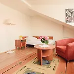 Bed & Breakfast Goscinne Akropol