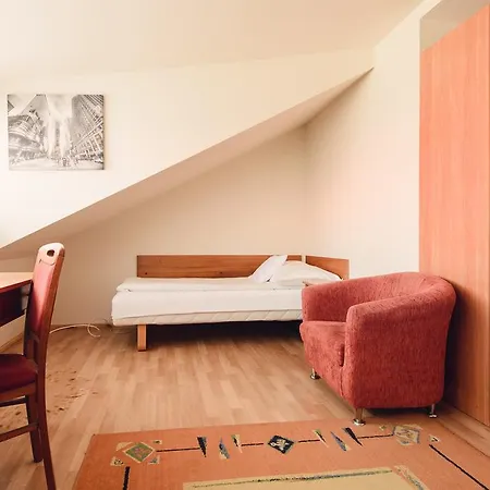 Goscinne Akropol Bed & Breakfast *